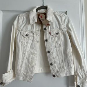 New! Levi’s Trucker Jean Jacket, white.  XS